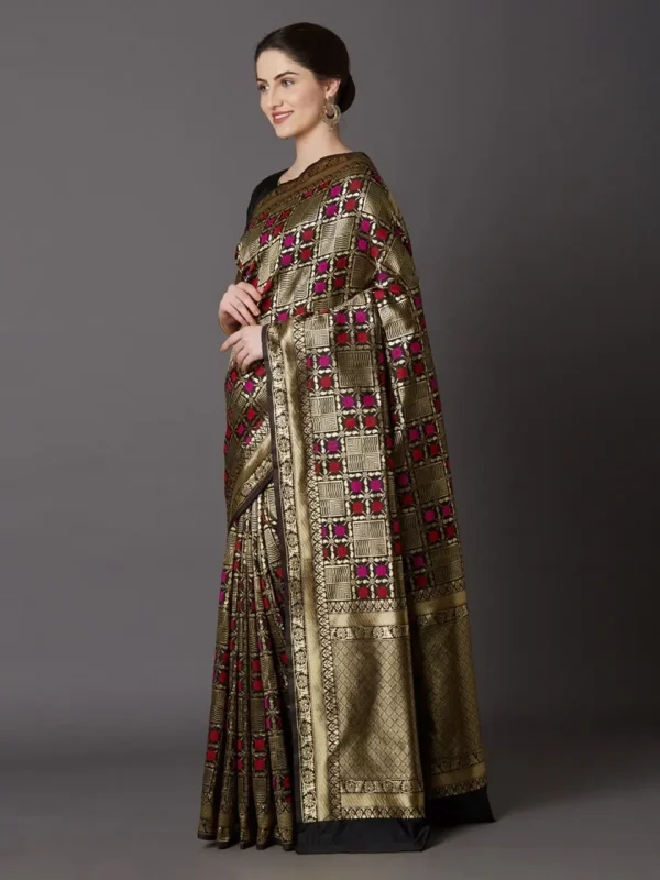 Printed Silk Saree with Blouse Piece-SK3109