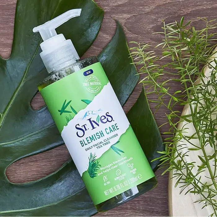 St.Ives Blemish Care Daily Facial Cleanser Tea Tree 200ml-3 St.Ives Blemish Care Daily Facial Cleanser Tea Tree 200ml-3